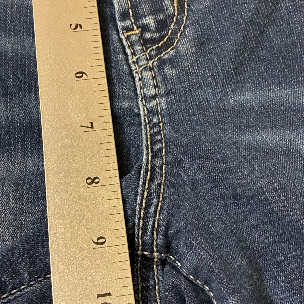 Silver Jeans Co Womens 31 Suki Bermuda Shorts Dark Wash‎ Mid Rise Curvy